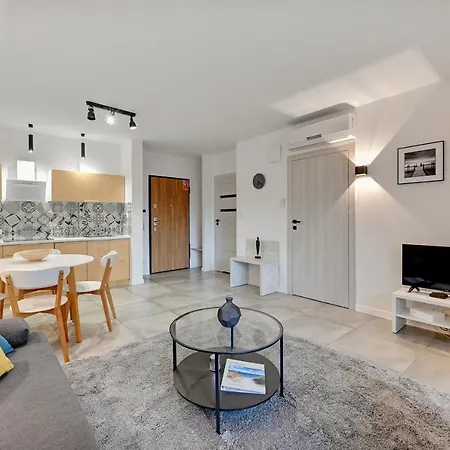 Апартаменты Old Town Angielska Grobla & By Renters *