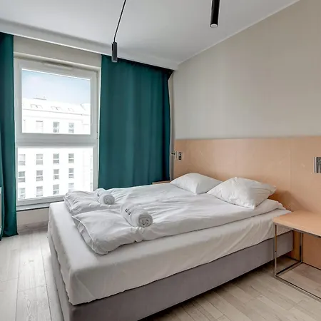 Old Town Angielska Grobla & By Renters غدانسك